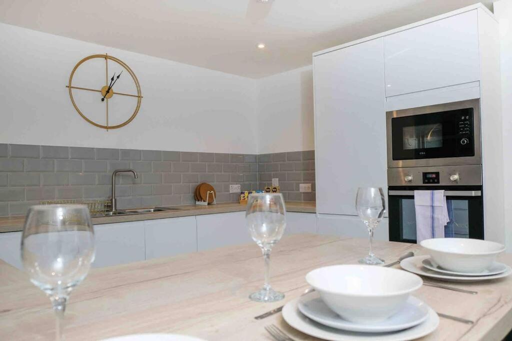 Garden Of Eden 1 Bedroom Flat In Fishponds Bristol Bagian luar foto
